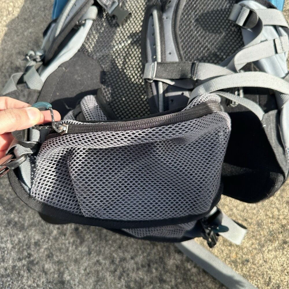 Osprey Aura 35L Hiking Backpack Blue Gray Women Zip Buckle Hip Belt - Picture 7 of 14